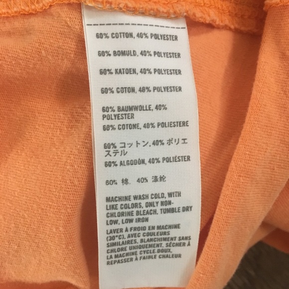 Hollister size medium orange T-shirt lightly worn - Picture 4 of 4